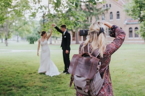 Comment choisir un photographe pour son mariage ?